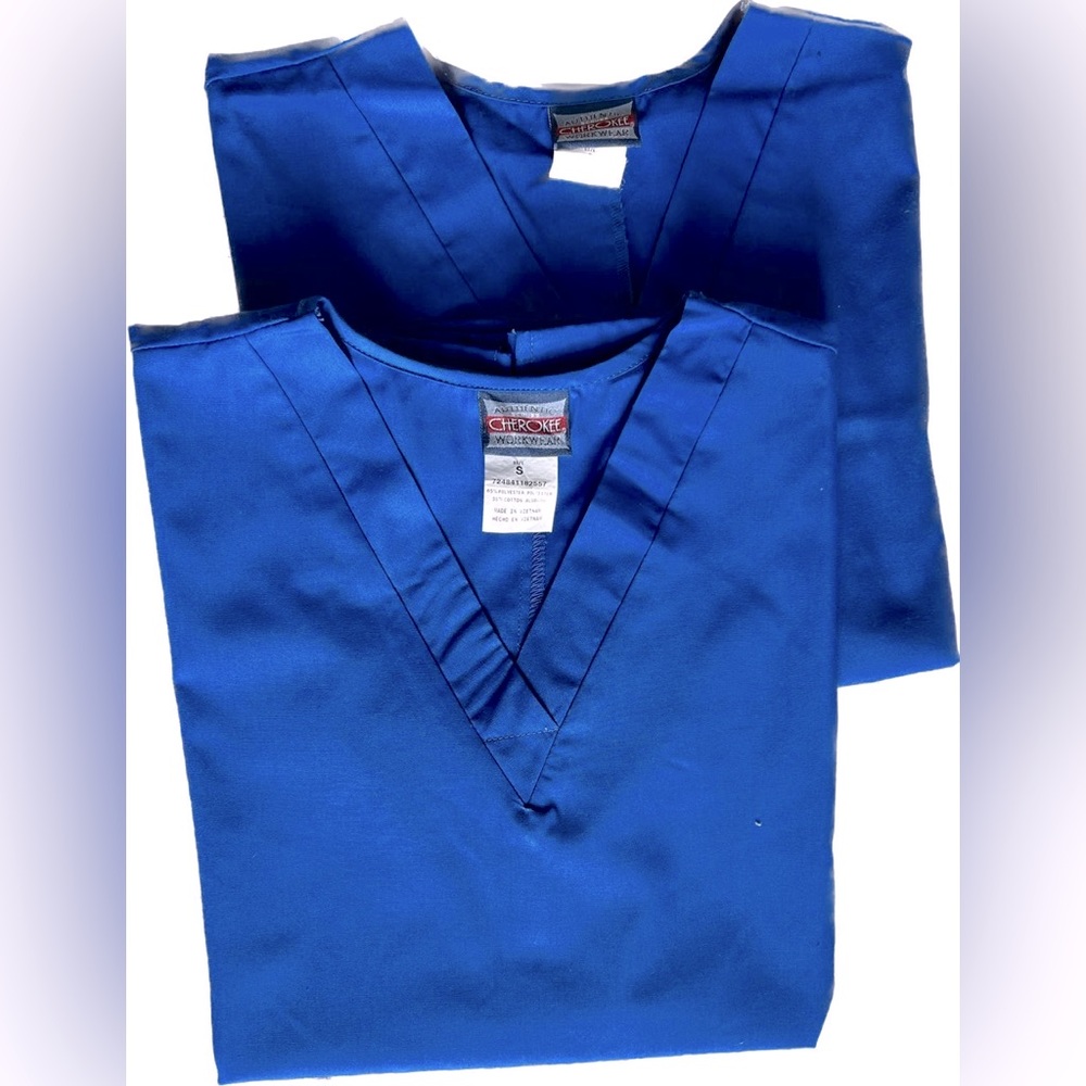 2 pairs of Medical Scrubs!